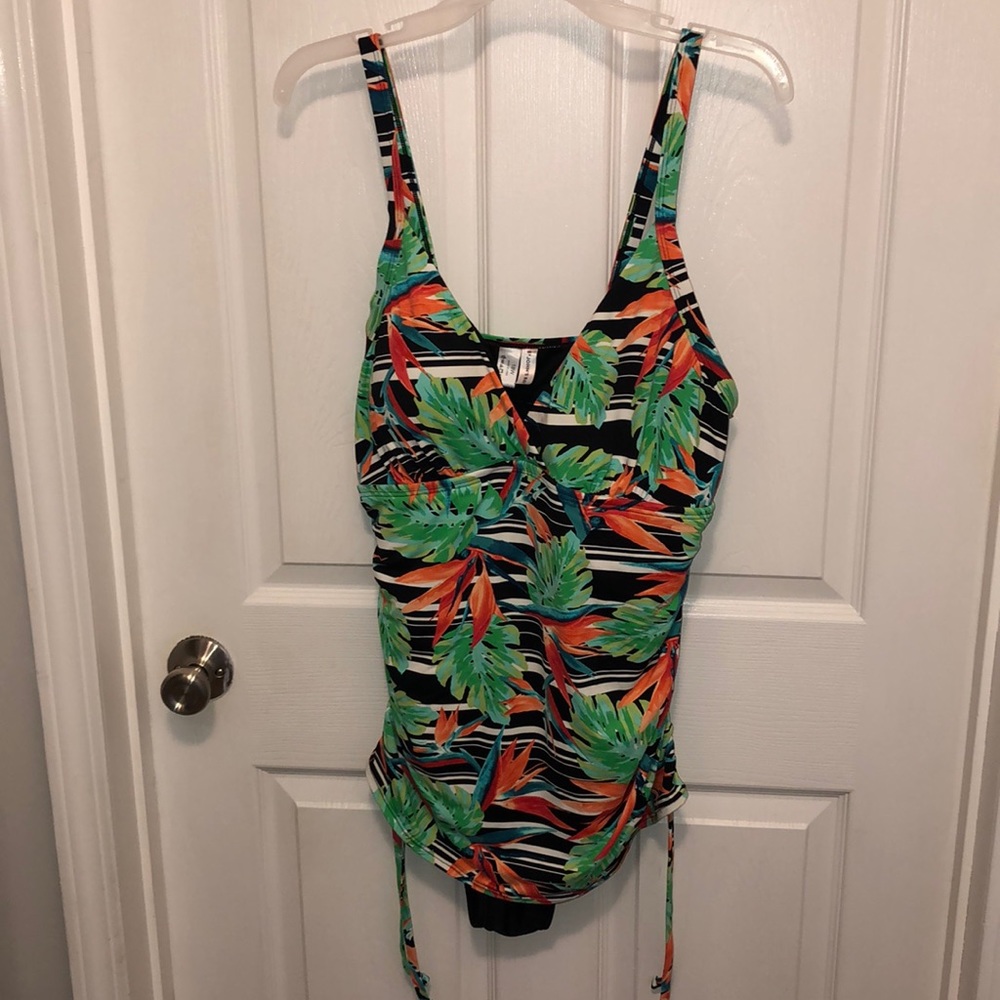 Women’s Bathing Suit
